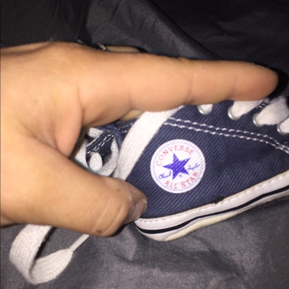 Converse - Picture 2 of 2